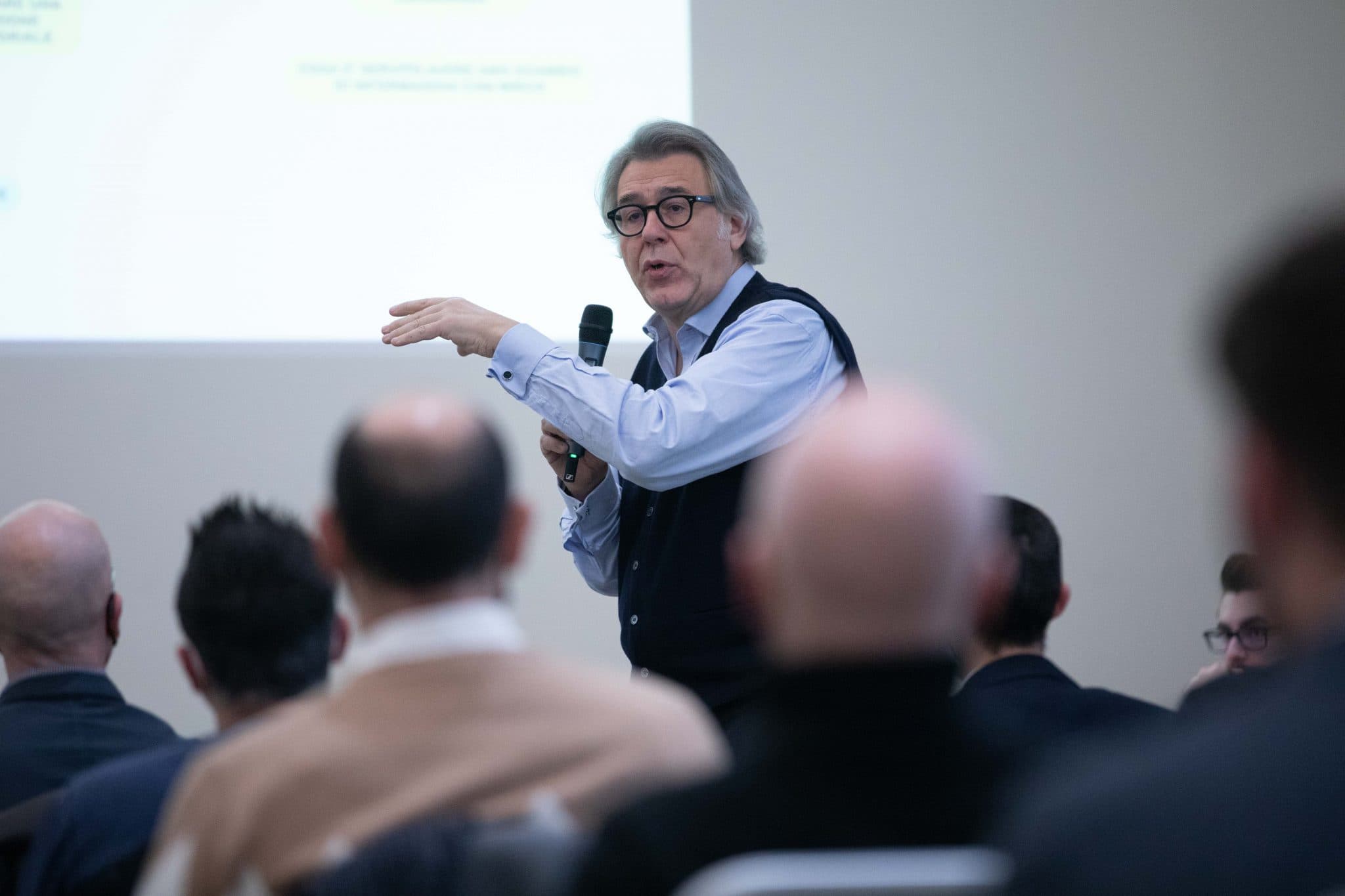 Mirco Gasparotto sul palco di un evento Imprenditore Vero